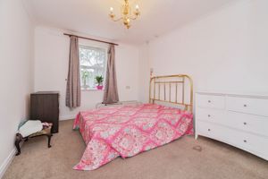 BEDROOM- click for photo gallery